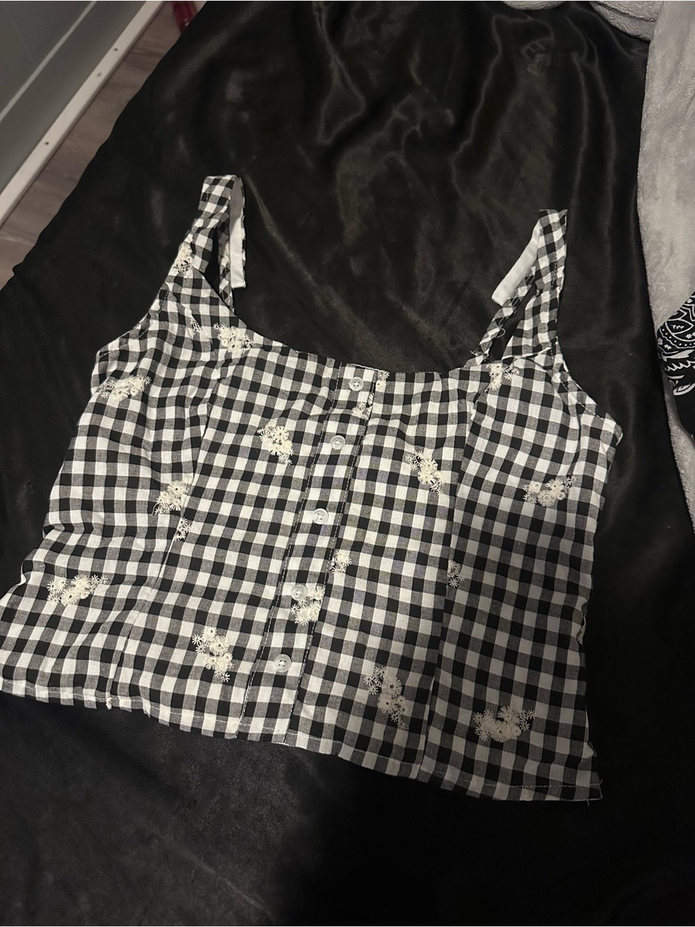 Black & White Gingham Cropped Button-Front Tank with Floral Embroidery